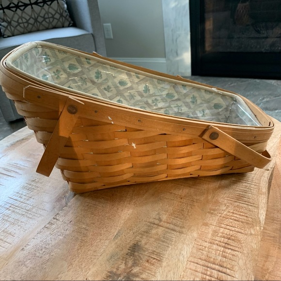 Longaberger Basket - Picture 3 of 15